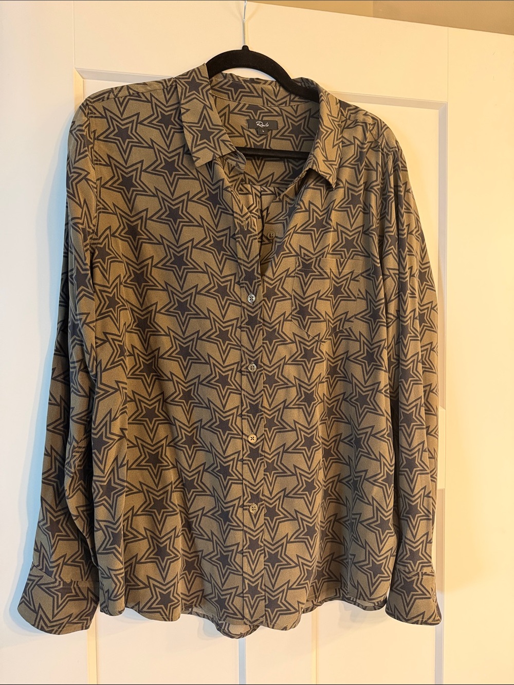 Rails Men’s Star-Print Button-Down Shirt in Olive and Black